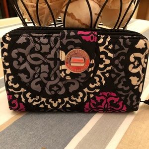 Vera Bradley Multi Compartment Wallet